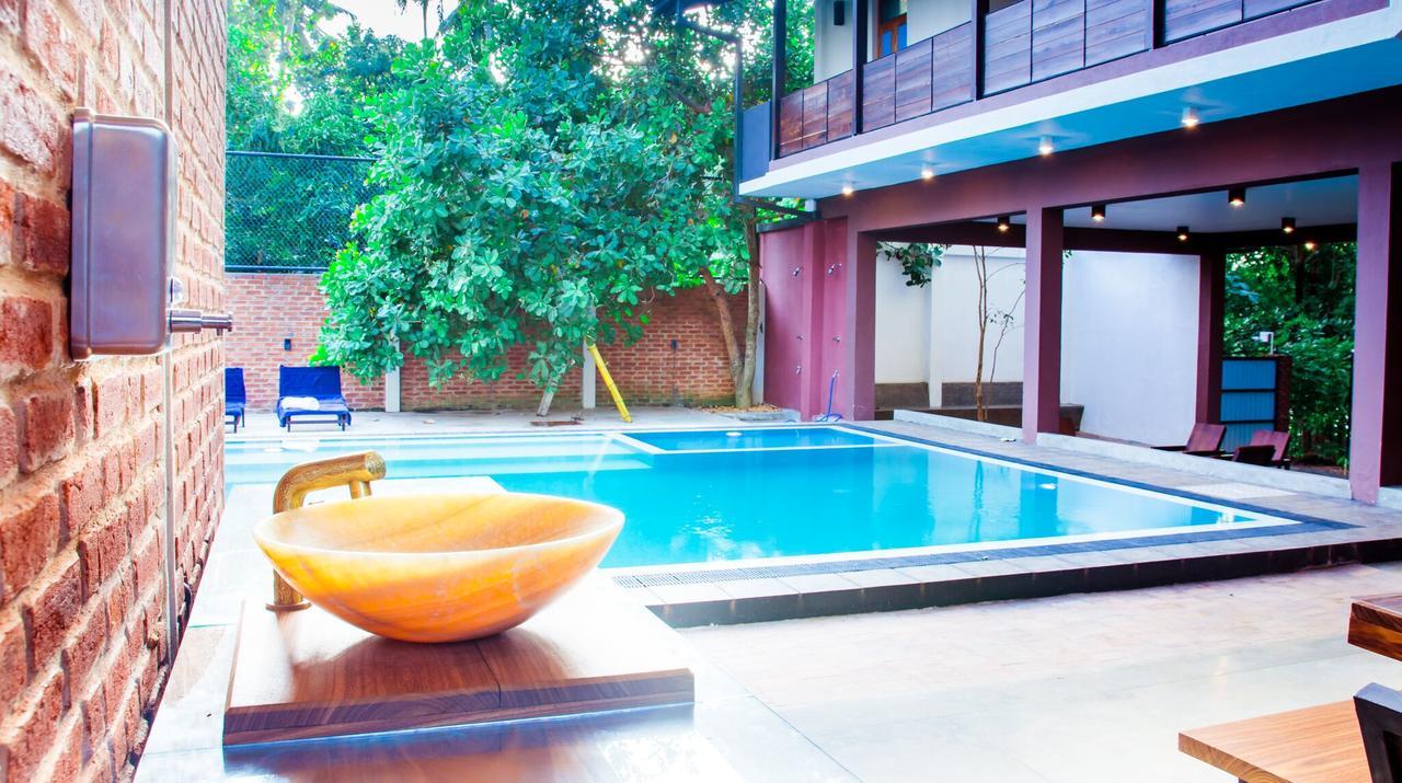 Roshara Nalla Giriulla Exterior photo