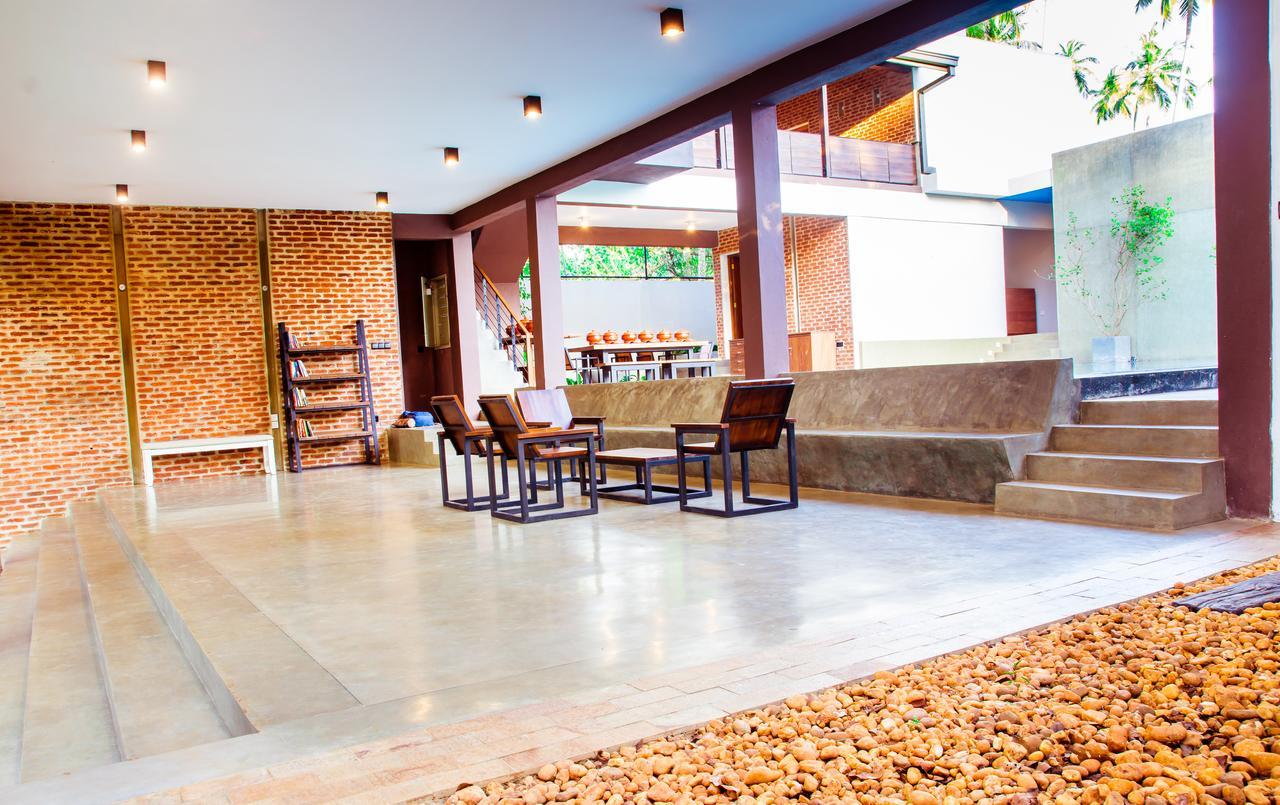 Roshara Nalla Giriulla Exterior photo